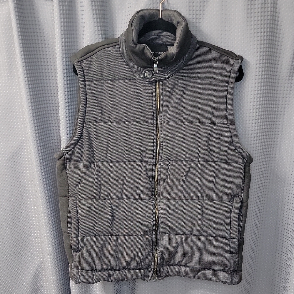Banana Republic Quilted Vest Size L